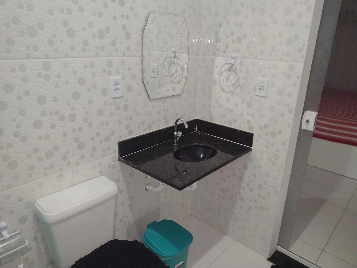 מלון Kitnet Em Cabo Frio 05 בית הארחה
